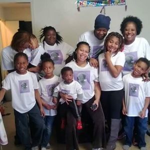 Meet your Posher, Ebony